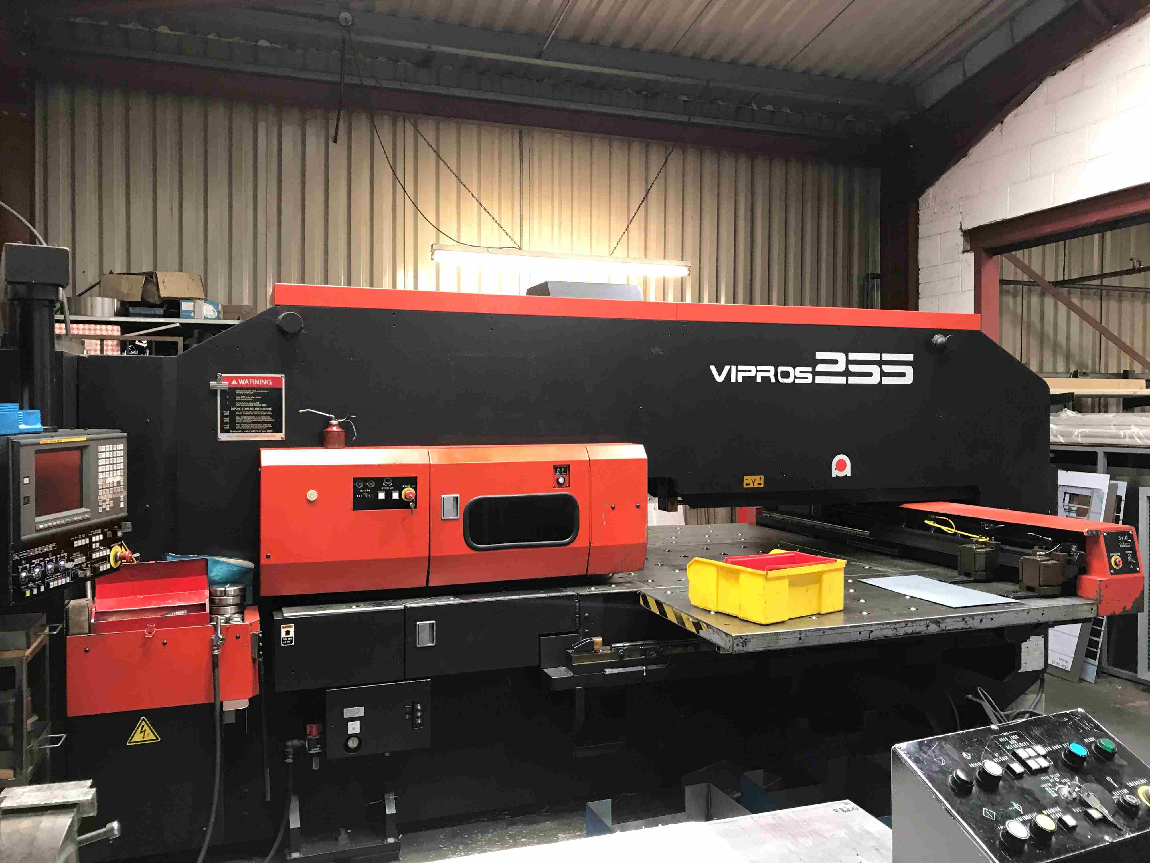Amada Vipros 255 (1997)