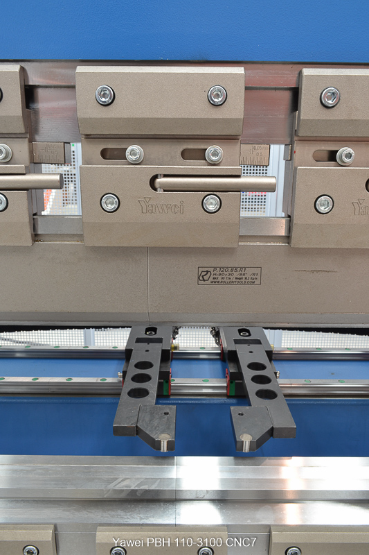 YAWEI PBH 110-3100 CNC5 Synchro Pressbrake