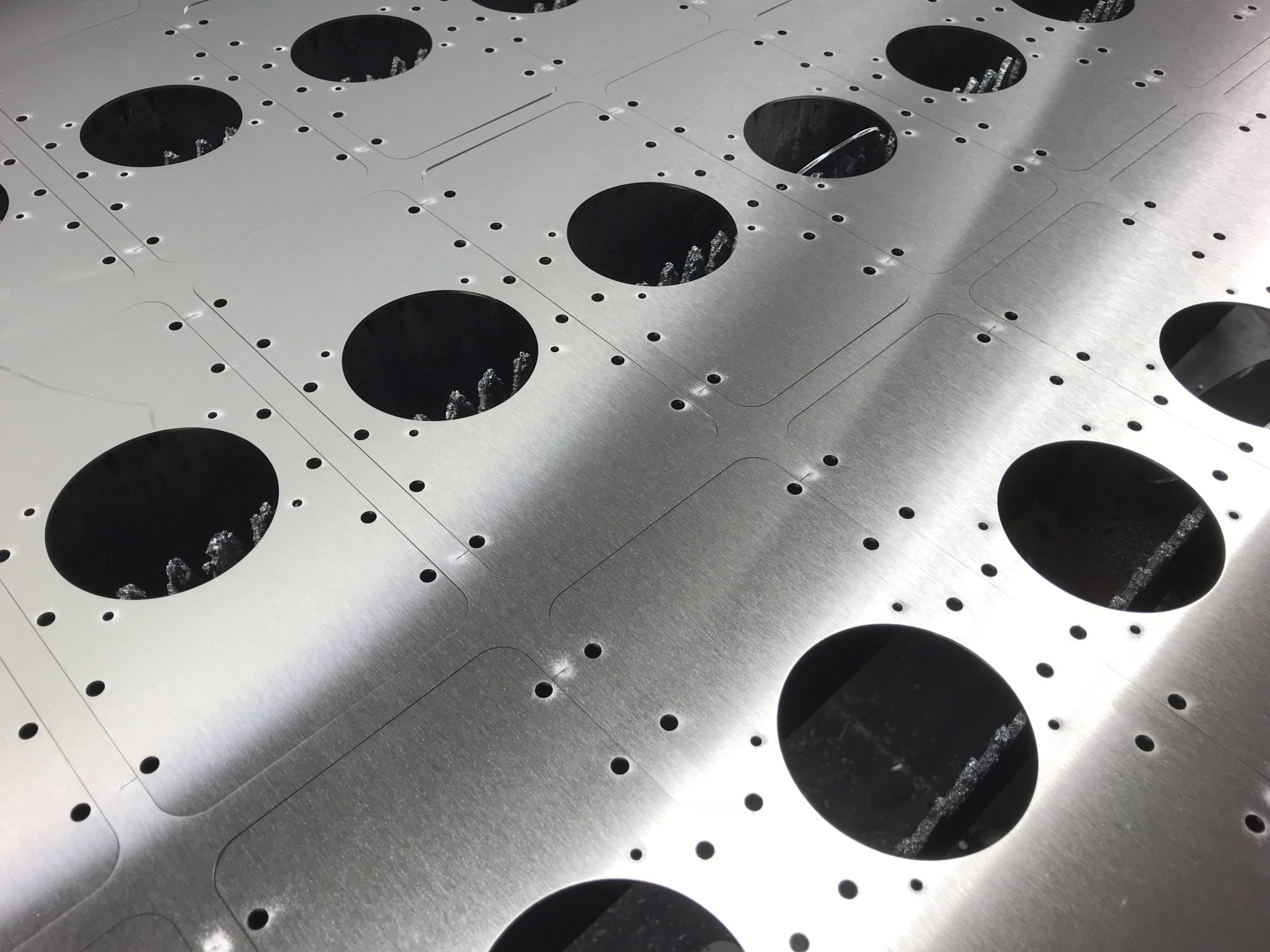 HSG Fiber Laser  – 4Kw – 4000mm x 2000mm Sheet – G4020H