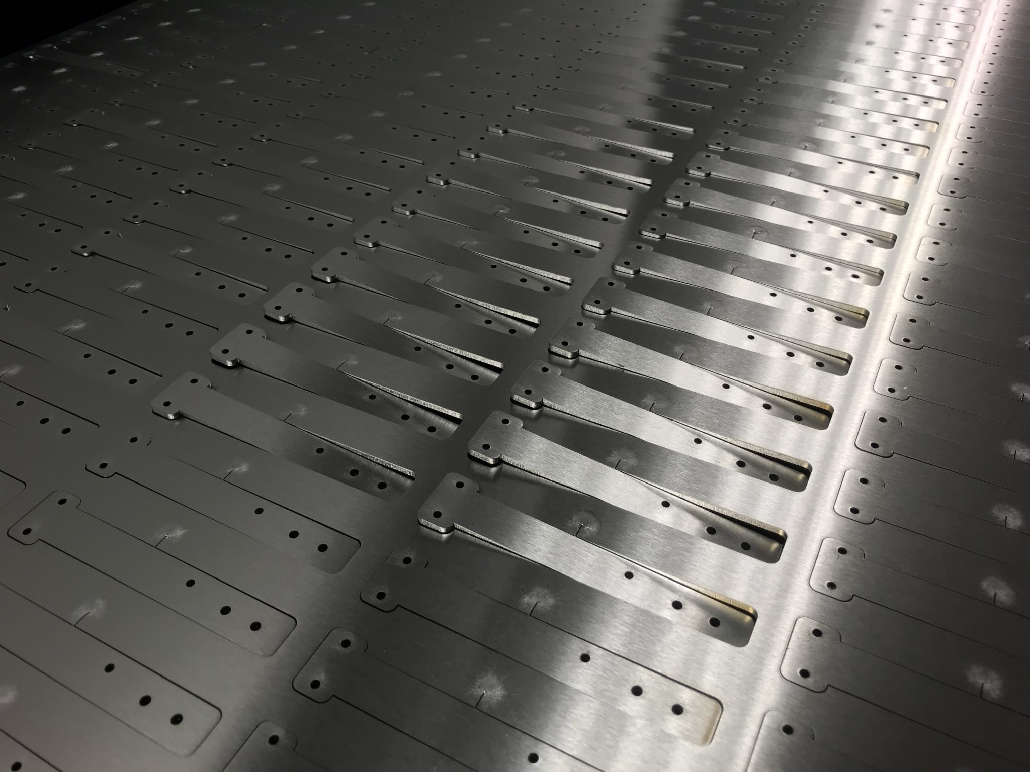 HSG Fiber Laser  – 4Kw – 4000mm x 2000mm Sheet – G4020H