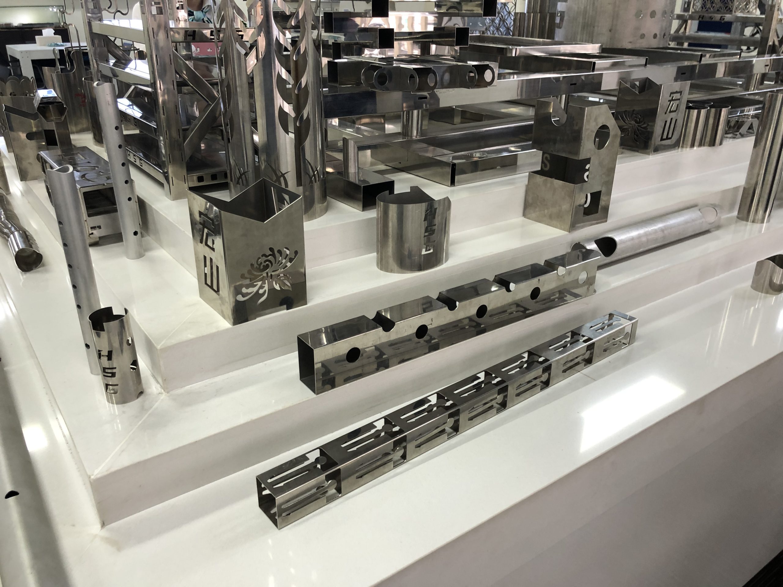 HSG Fiber Laser Tube Cutter  – 2Kw – 6000m x 210mm Dia – TH65