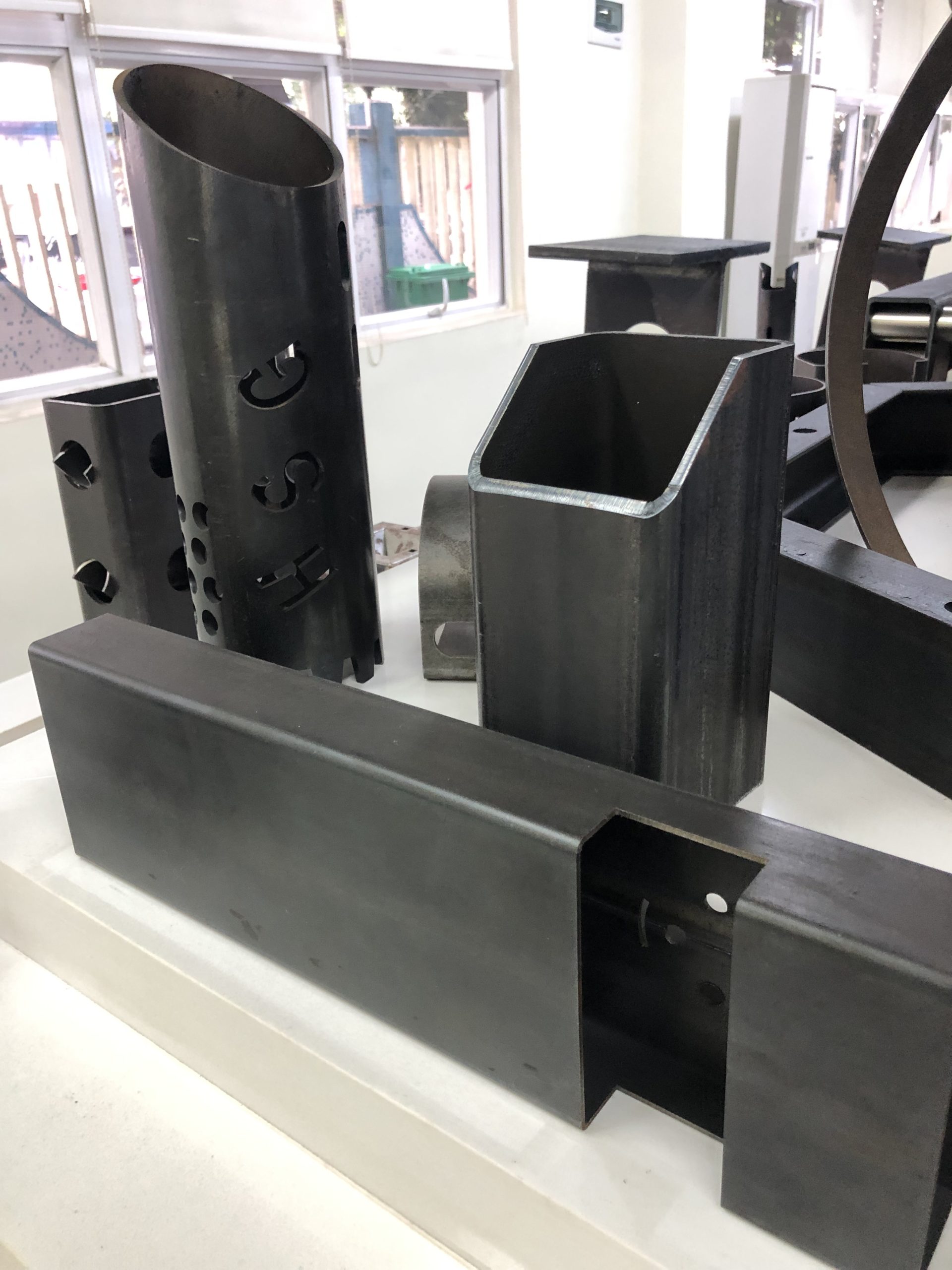 HSG Fiber Laser Tube Cutter  – 2Kw – 6000m x 210mm Dia – TH65